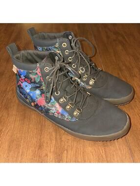 Keds Olive Green Floral Boots Women's Size 8 Water Resistant Cute Feminine